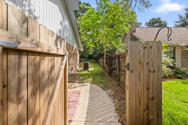 $414,000 | 433 Barbados Way, Niceville, FL 32578