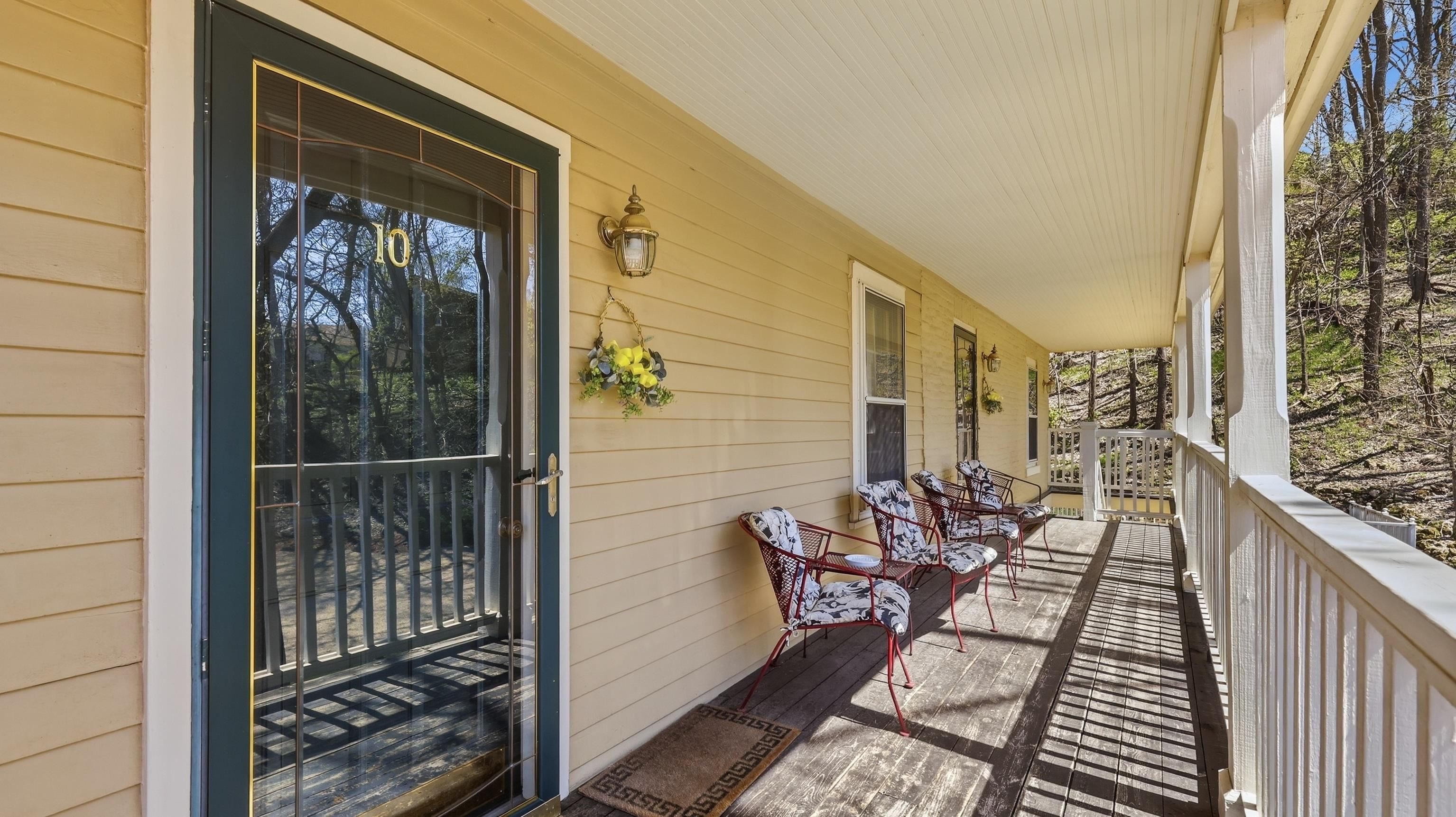 341 Spring Street Galena, IL 61036 - Photo 18 of 35 Gallery Image 18