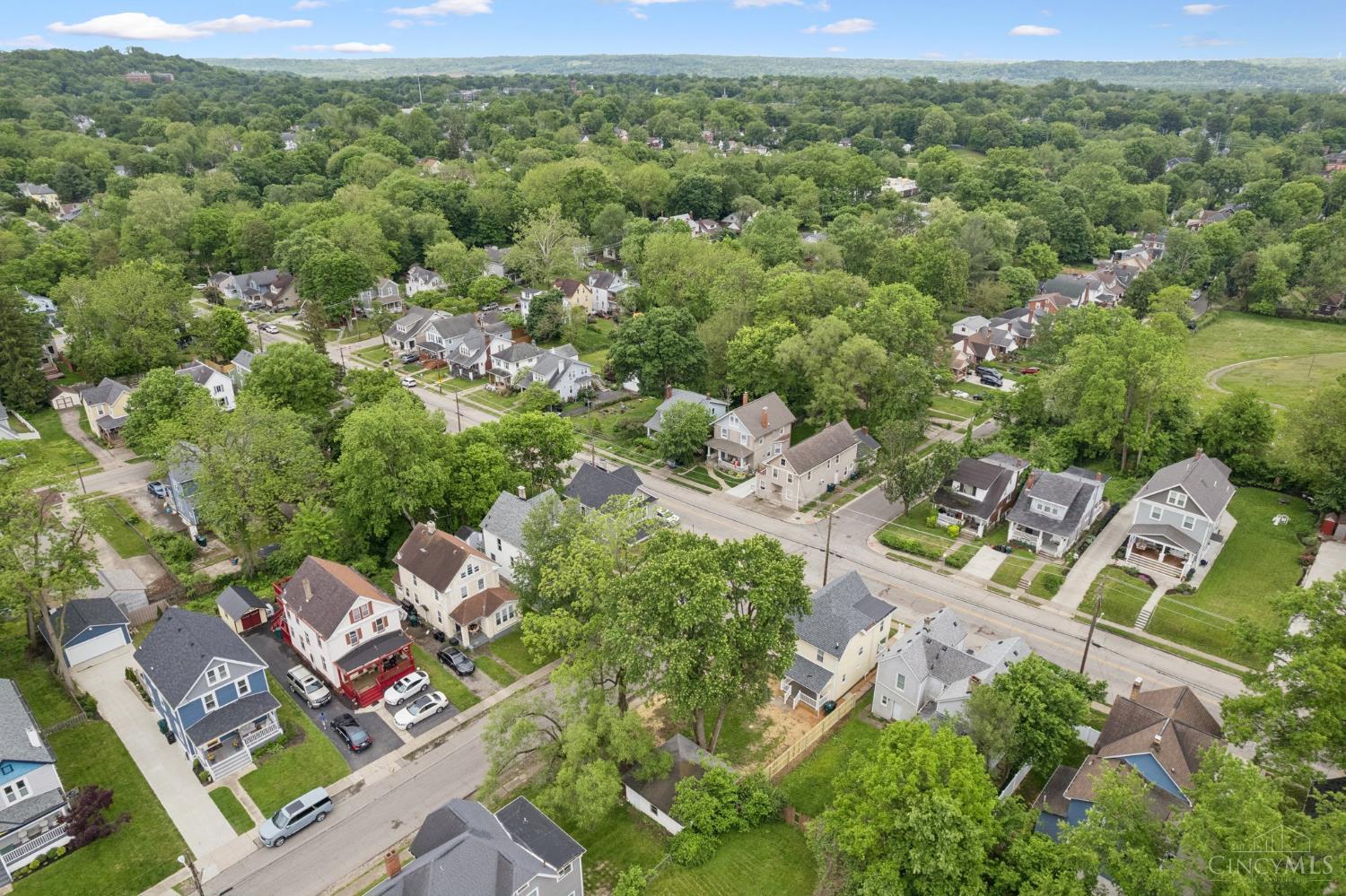 6124 Roe Street Cincinnati, OH 45227 - Photo 60 of 61 6124 Roe St is walkable in every direction to Mariemont or Madisonville's Biz/Entertainment District where new Foodie Joints are moving in. Mom n Em Coffee/Wine is just 3 blocks on foot. Totally worth the steps!