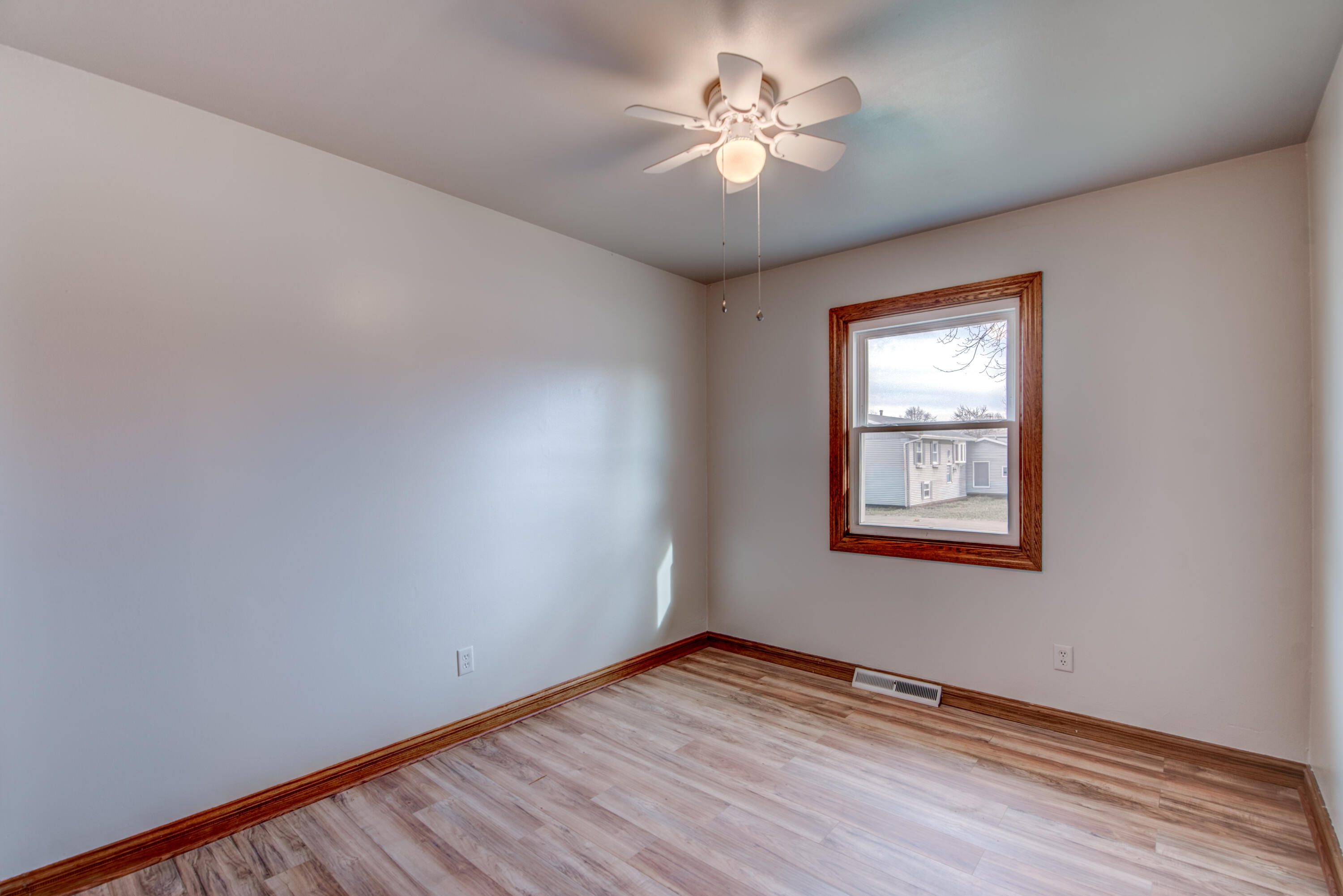 3288 West 74th Lane Merrillville, IN 46410 - Photo 25 of 43 3000x2002