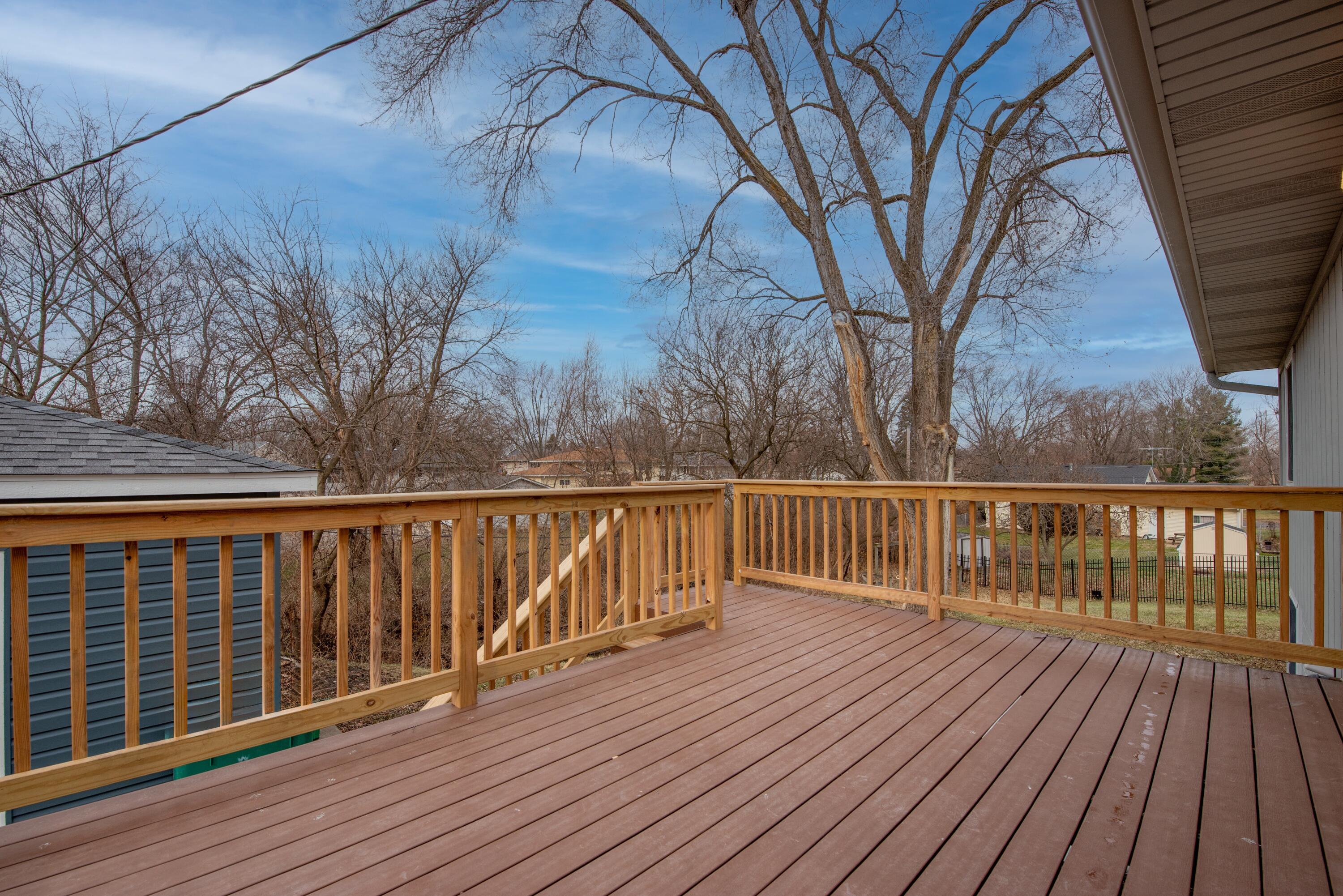 3288 West 74th Lane Merrillville, IN 46410 - Photo 5 of 43 3000x2002