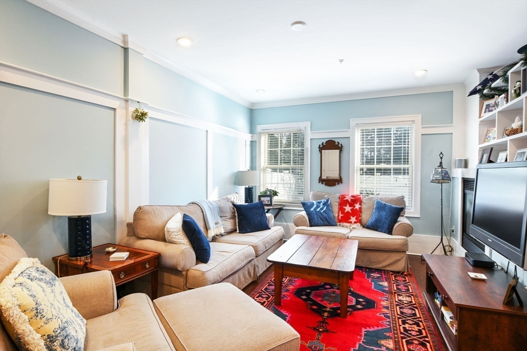 572 Freeport Street, Unit 103 Boston, MA 02122 - Photo 8 of 32