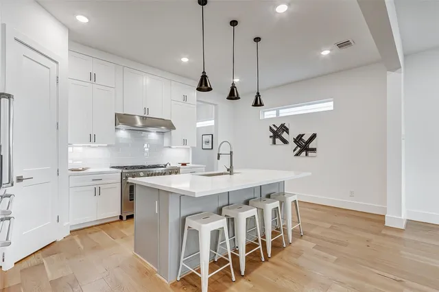 $799,000 | 7818 Janak Drive, Unit B, Houston, TX 77055