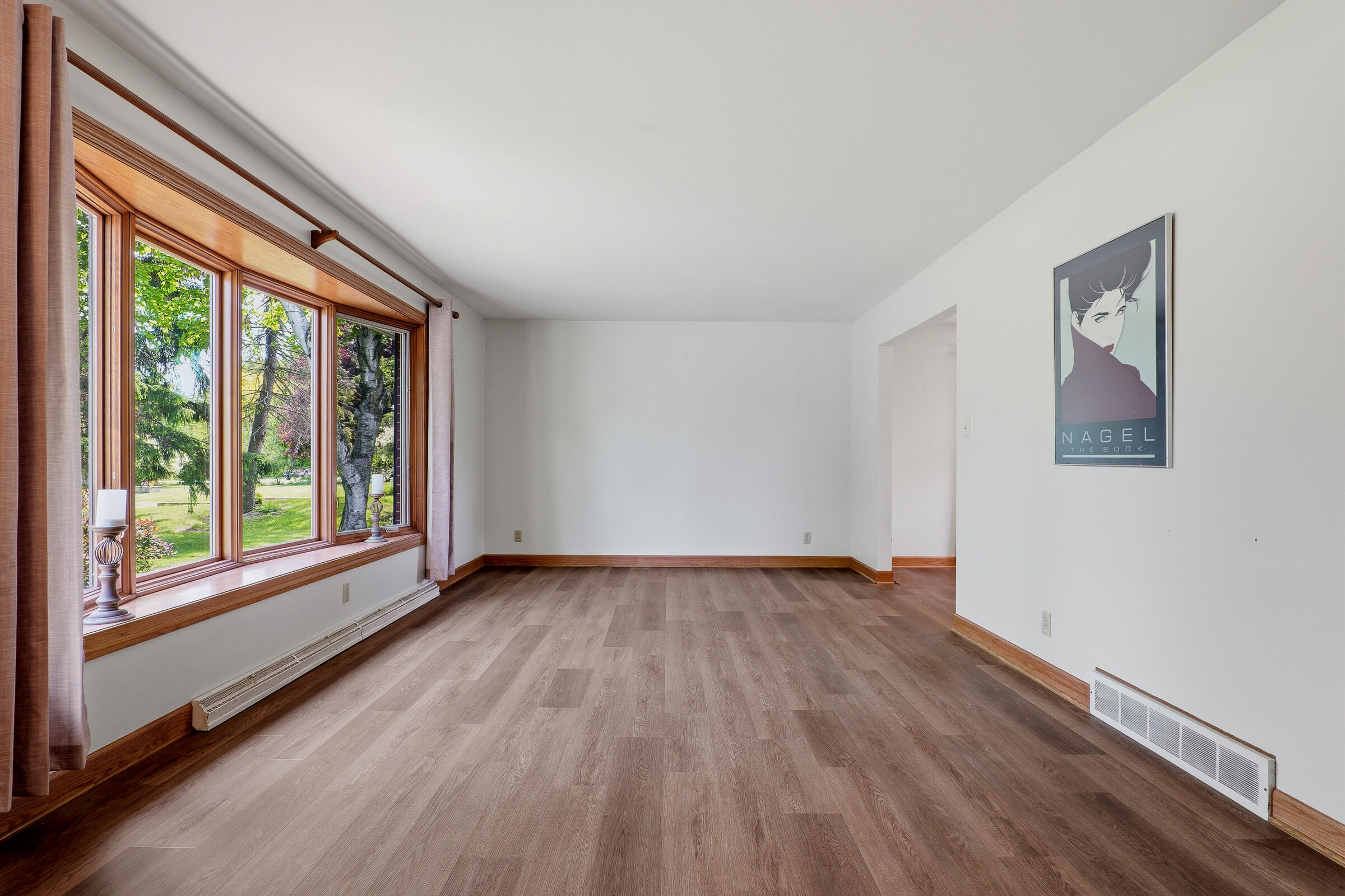 4528 Lakeshore Road Sheboygan, WI 53083 - Photo 6 of 54 4528Lakeshore-6