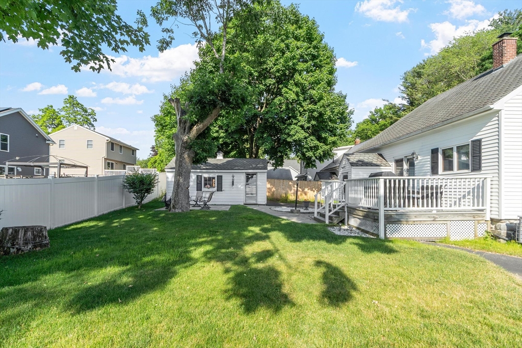 17 Tedesco Road Methuen, MA 01844 - Photo 9 of 31