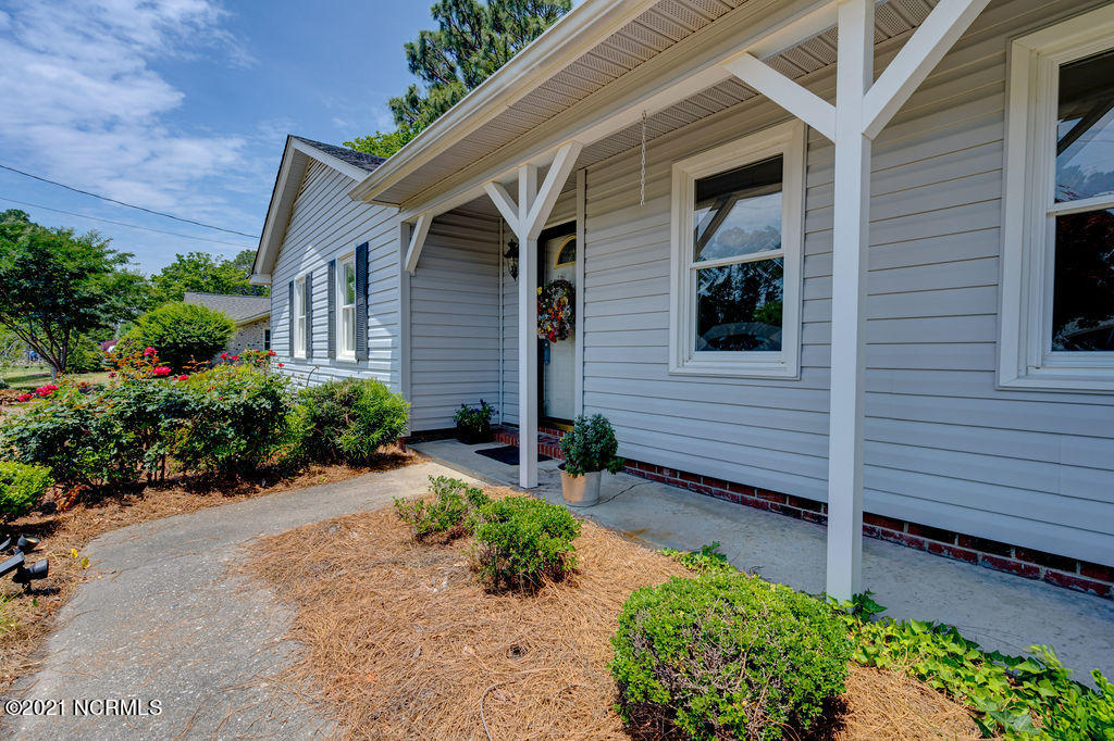 4621 Bramton Road Wilmington, NC 28405 - Photo 8 of 38 4621BramtonFinal-8
