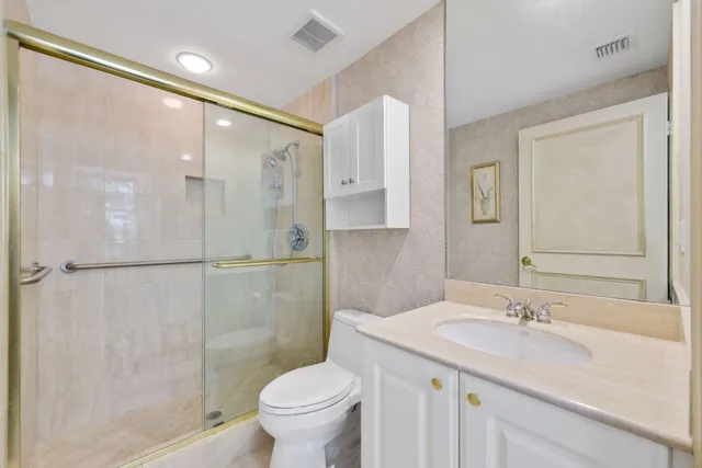 a view of a multi story building