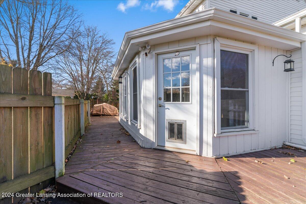 6307 County Farm Road Jackson, MI 49201 - Photo 35 of 64 Deck