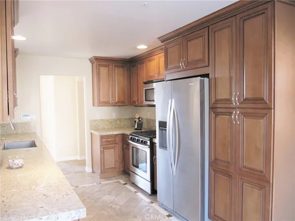$7,200 | 17 Savona Court, Newport Coast, CA 92657