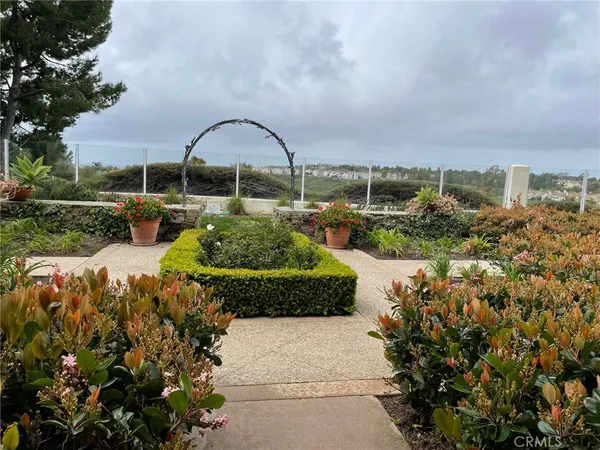 $7,200 | 17 Savona Court, Newport Coast, CA 92657