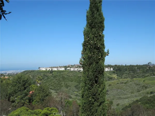 $7,200 | 17 Savona Court, Newport Coast, CA 92657
