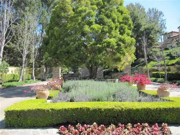 $7,200 | 17 Savona Court, Newport Coast, CA 92657