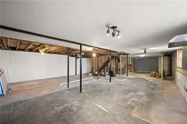 $349,950 | 3670 Windy Hill Drive, Gainesville, GA 30504