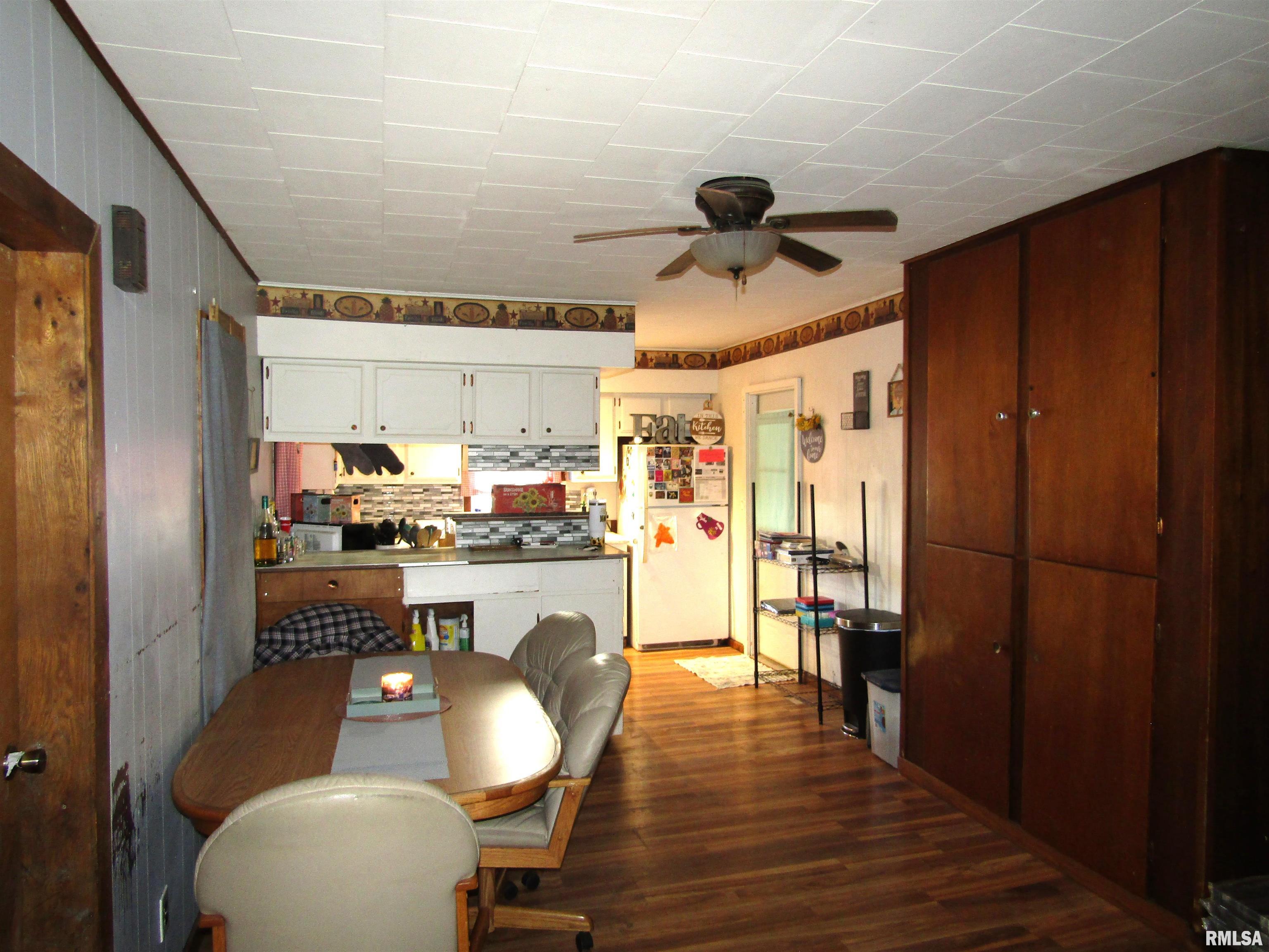 404 South 6th Street Cuba, IL 61427 - Photo 8 of 29