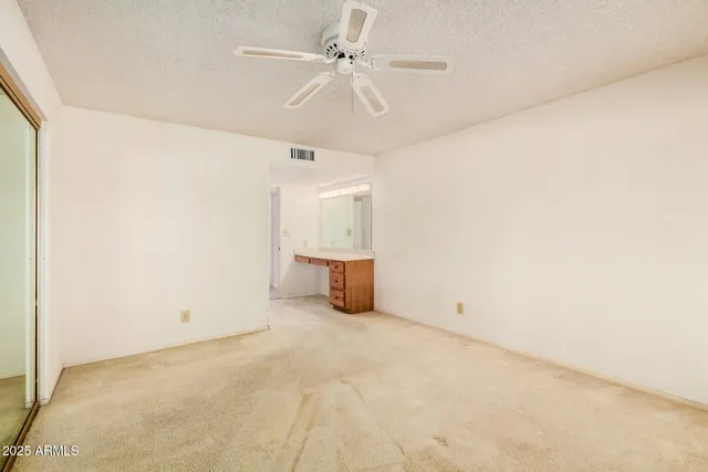 $325,000 | 11821 South Tonopah Drive, Phoenix, AZ 85044