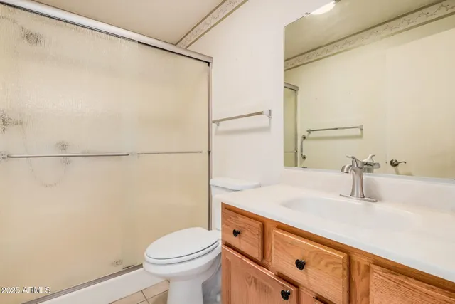 $325,000 | 11821 South Tonopah Drive, Phoenix, AZ 85044