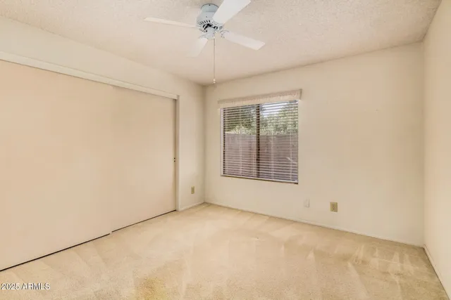 $325,000 | 11821 South Tonopah Drive, Phoenix, AZ 85044