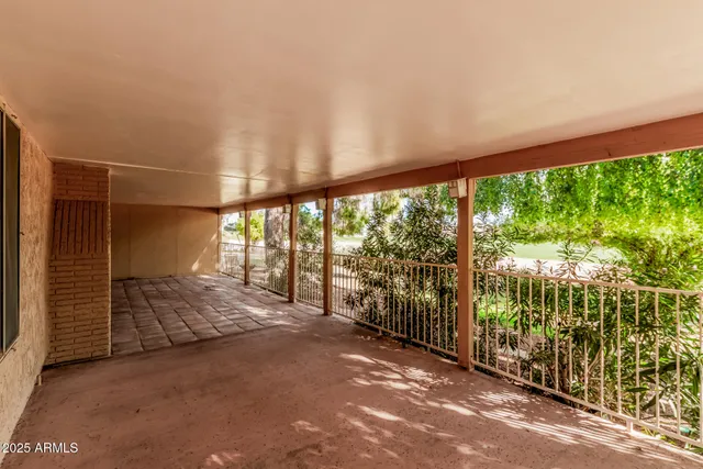 $325,000 | 11821 South Tonopah Drive, Phoenix, AZ 85044