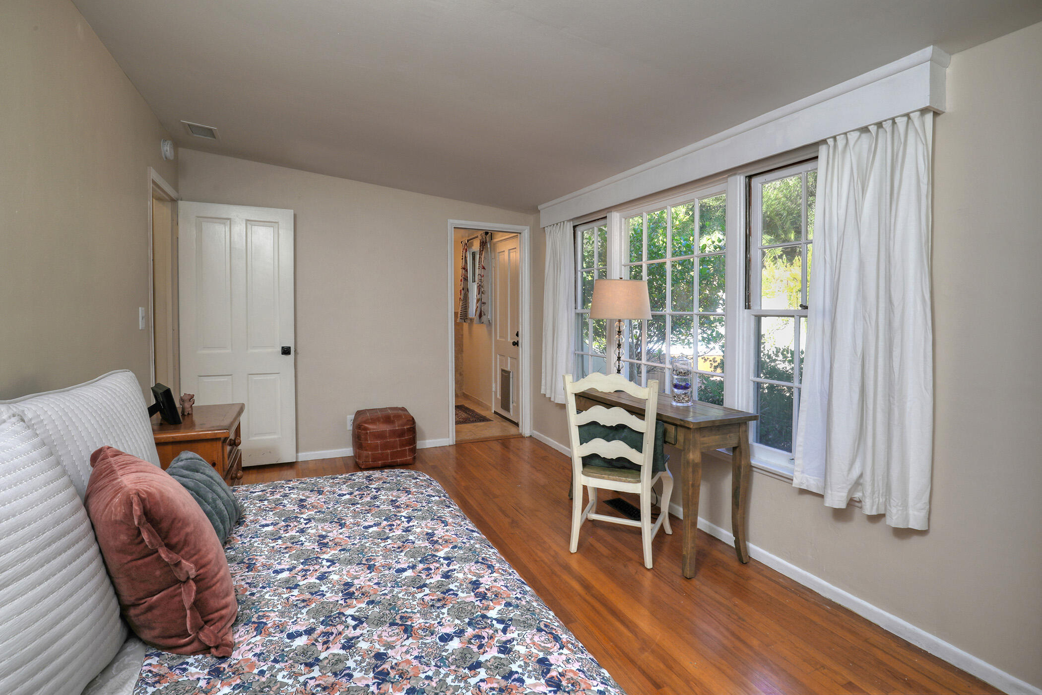 950 Canon Road Santa Barbara, CA 93110 - Photo 23 of 44 Bedroom 2 ensuite