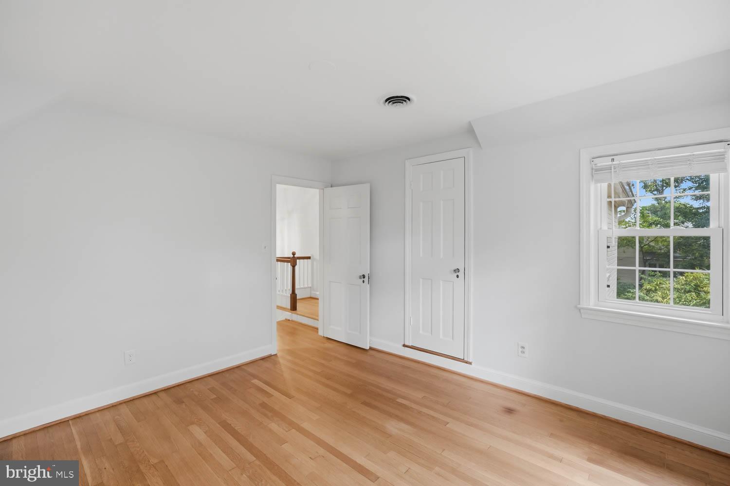 3419 Woodside Road Alexandria, VA 22310 - Photo 25 of 48 bedroom 2 - upper