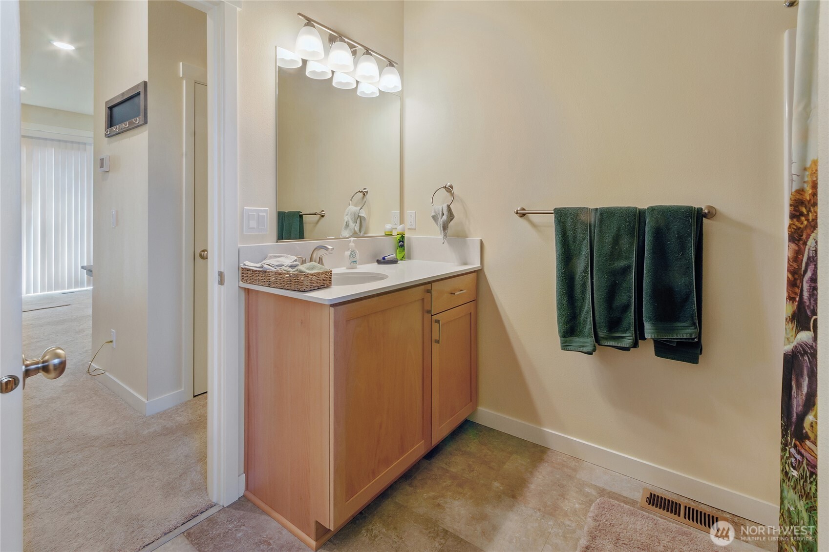 2439 Cedar Street East Port Orchard, WA 98366 - Photo 16 of 40