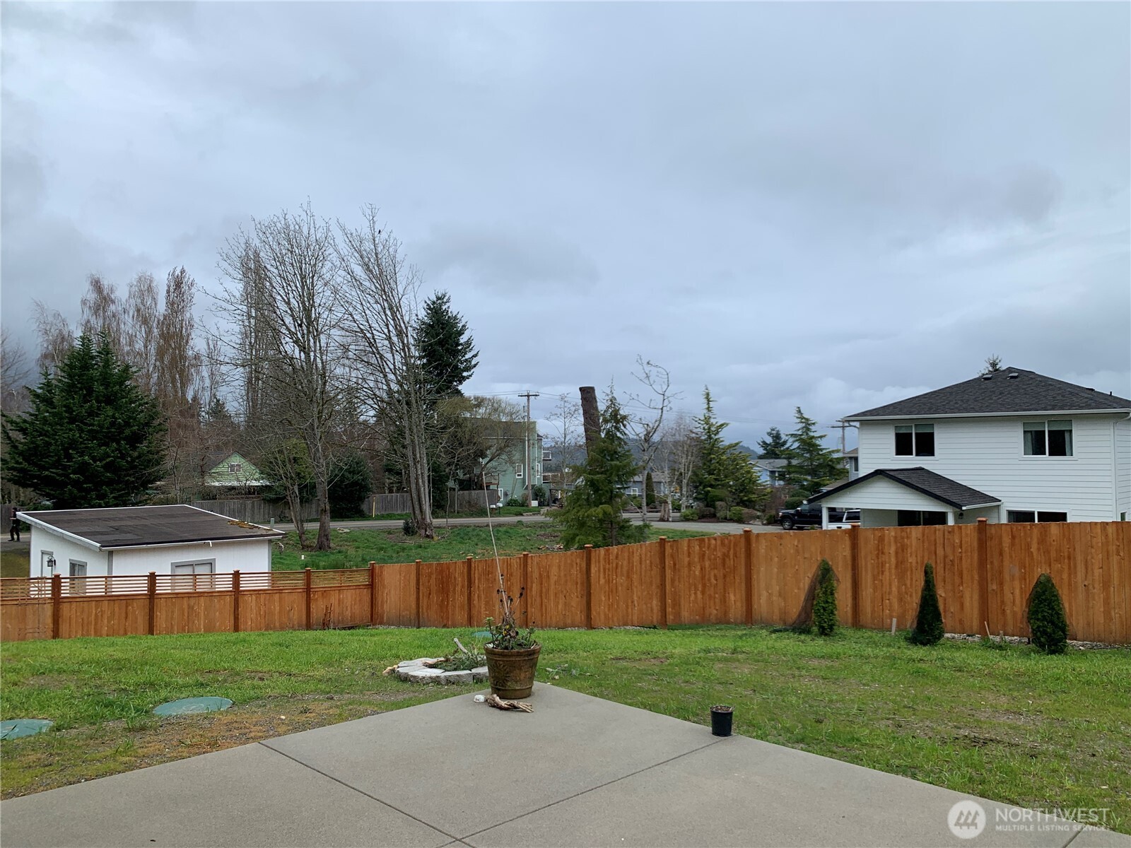2439 Cedar Street East Port Orchard, WA 98366 - Photo 19 of 40