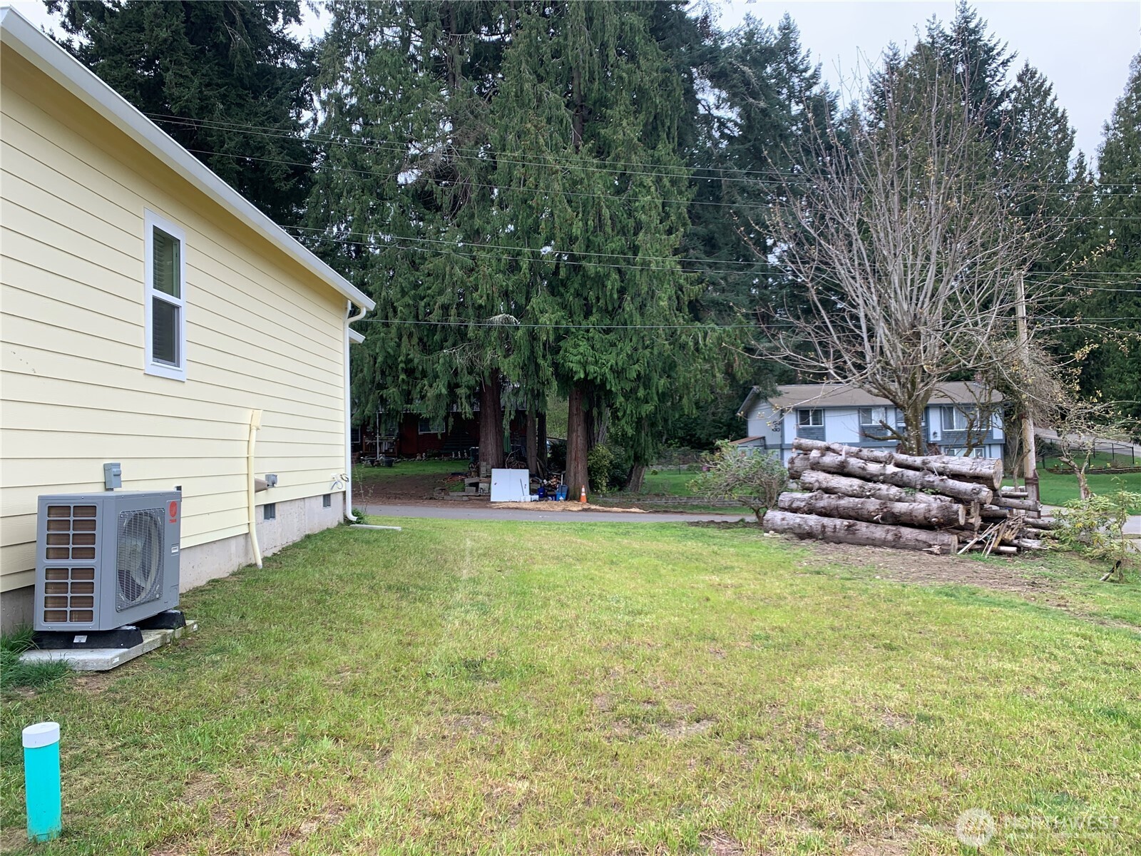2439 Cedar Street East Port Orchard, WA 98366 - Photo 24 of 40