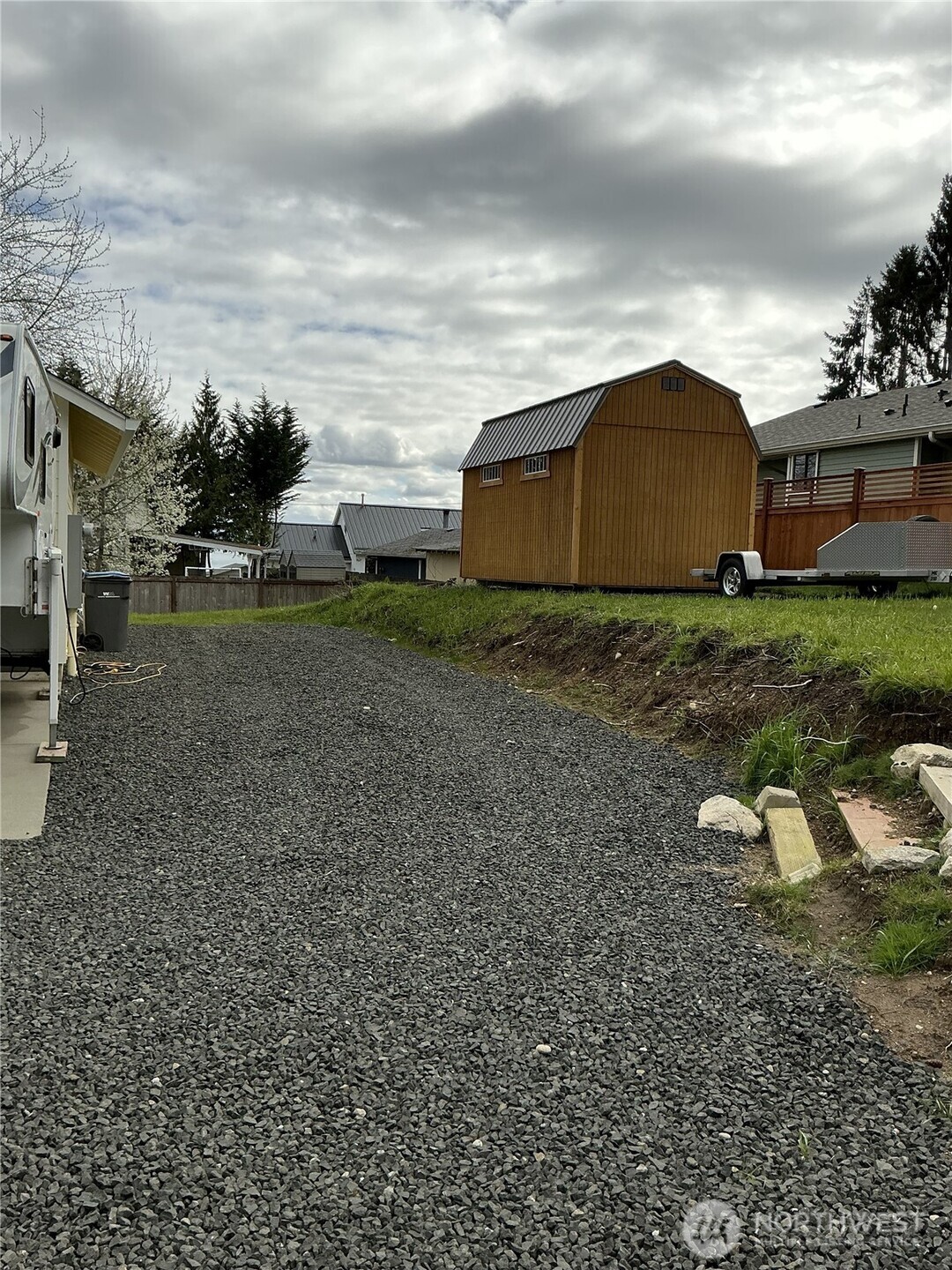 2439 Cedar Street East Port Orchard, WA 98366 - Photo 31 of 40