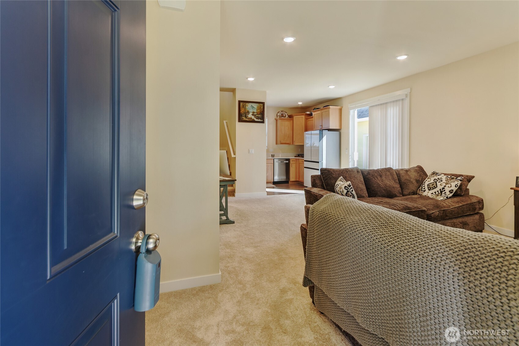 2439 Cedar Street East Port Orchard, WA 98366 - Photo 4 of 40