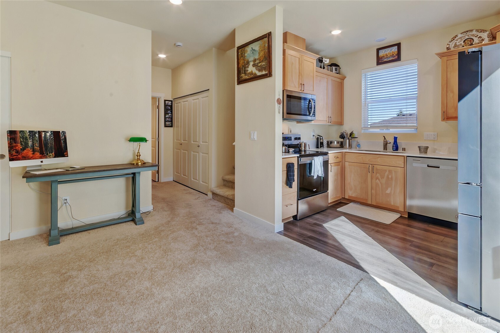 2439 Cedar Street East Port Orchard, WA 98366 - Photo 8 of 40
