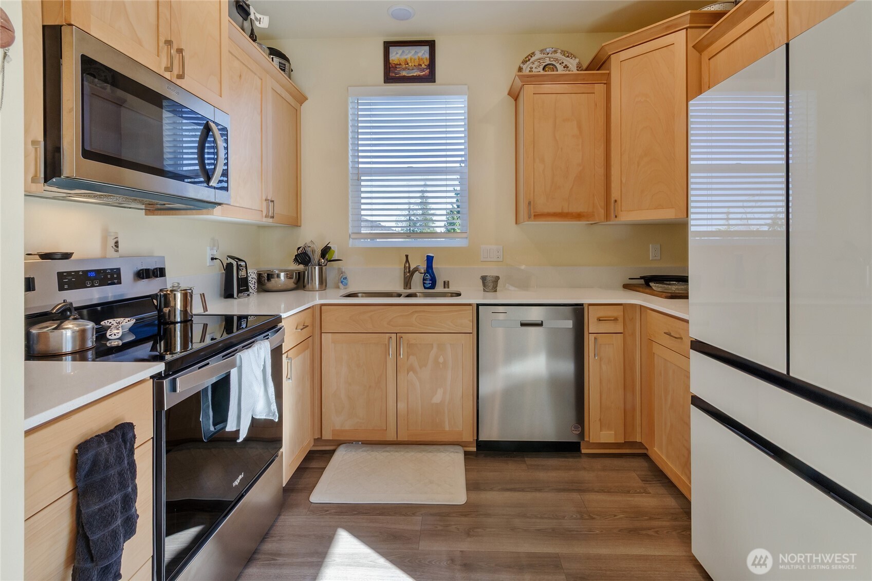2439 Cedar Street East Port Orchard, WA 98366 - Photo 9 of 40