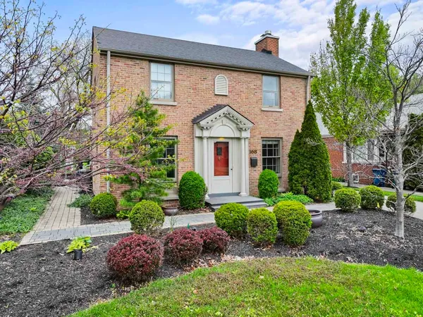 $4,000 | 168 Geneva Avenue, Elmhurst, IL 60126