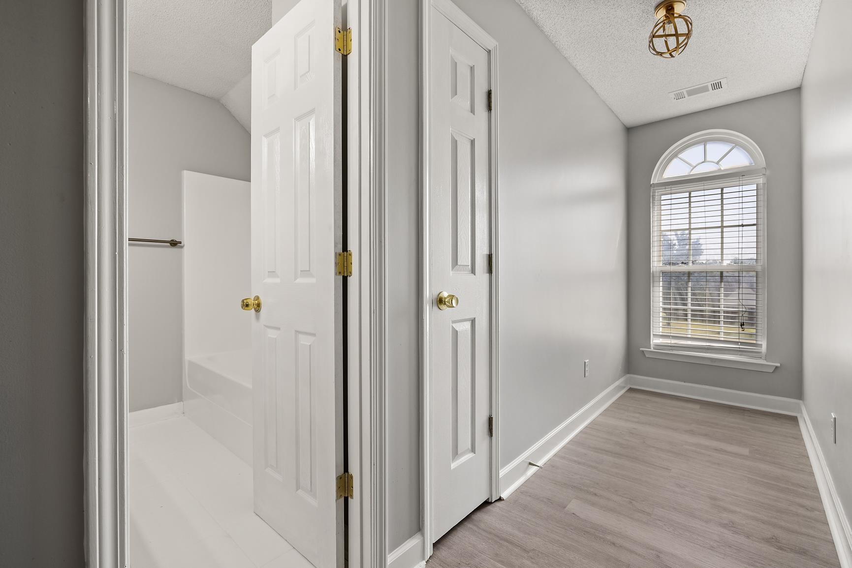 369 Rosemark Road Atoka, TN 38004 - Photo 19 of 27 a view of hallway with windows
