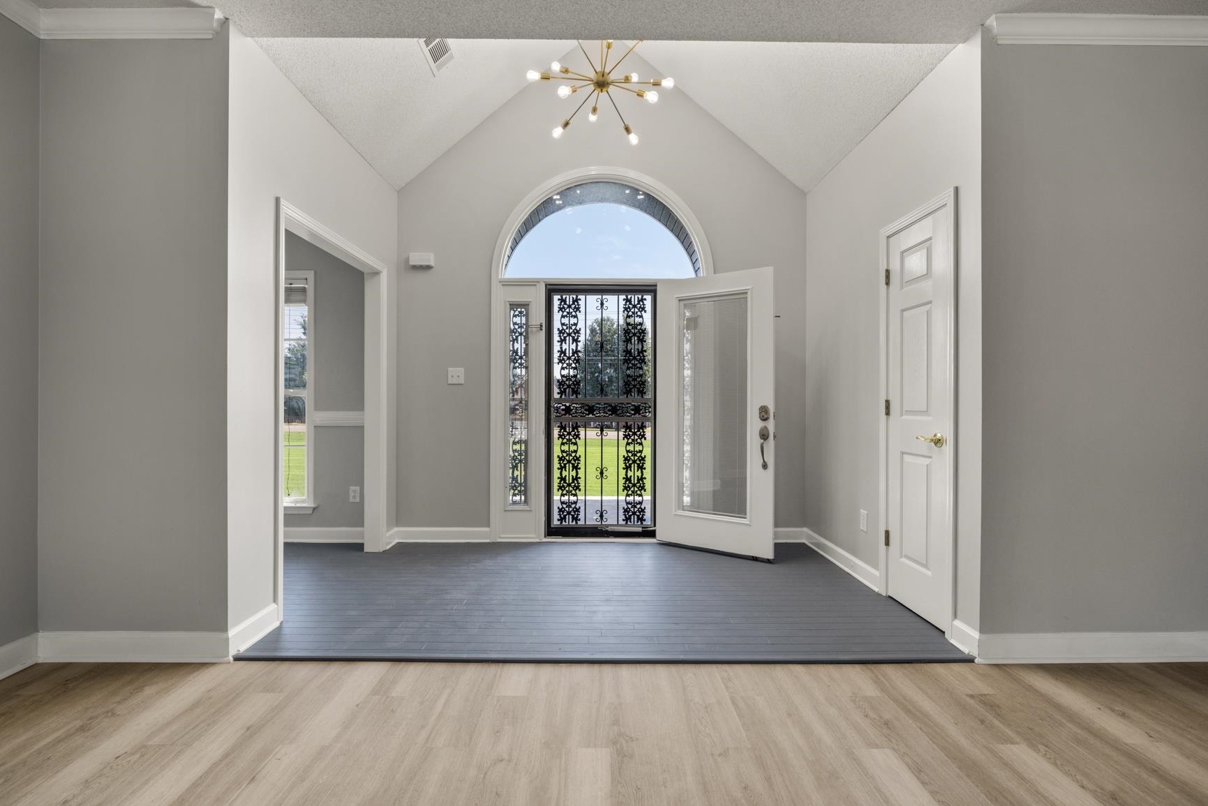 369 Rosemark Road Atoka, TN 38004 - Photo 4 of 27 an entryway at livingroom with furniture and wooden floor