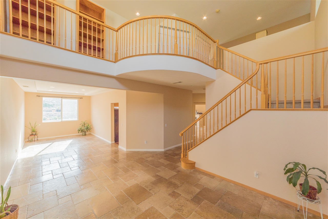1387 Riviera Summit Road San Diego, CA 92154 - Photo 3 of 25