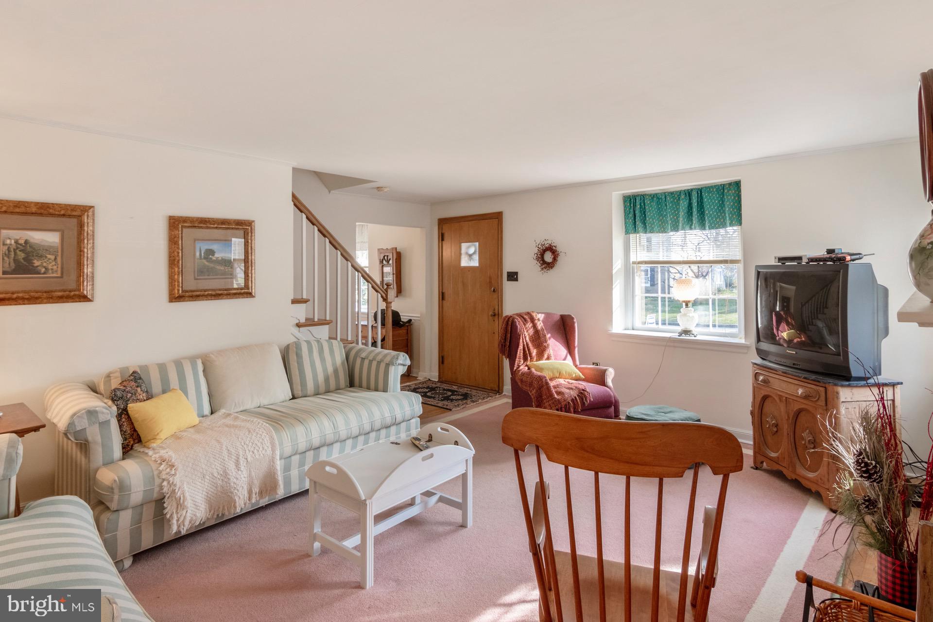 719 Avondale Road Glenside, PA 19038 - Photo 5 of 34 Gallery Image 5
