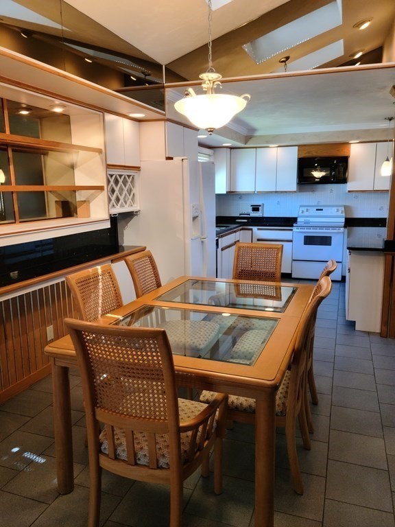 200 Grattan Street Fall River, MA 02721 - Photo 11 of 25 Gallery Image 11