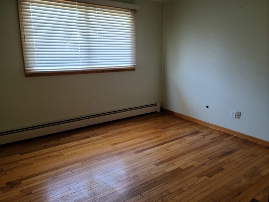 200 Grattan Street Fall River, MA 02721 - Photo 16 of 25 Gallery Image 16