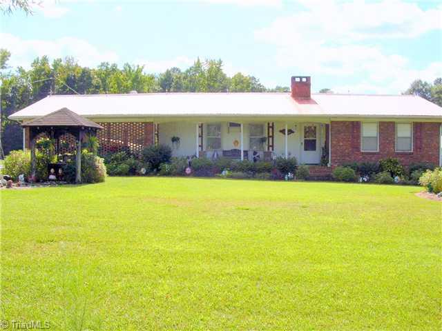 1644 Cid Road Lexington, NC 27292 - Photo 1 of 8 Exterior Front.