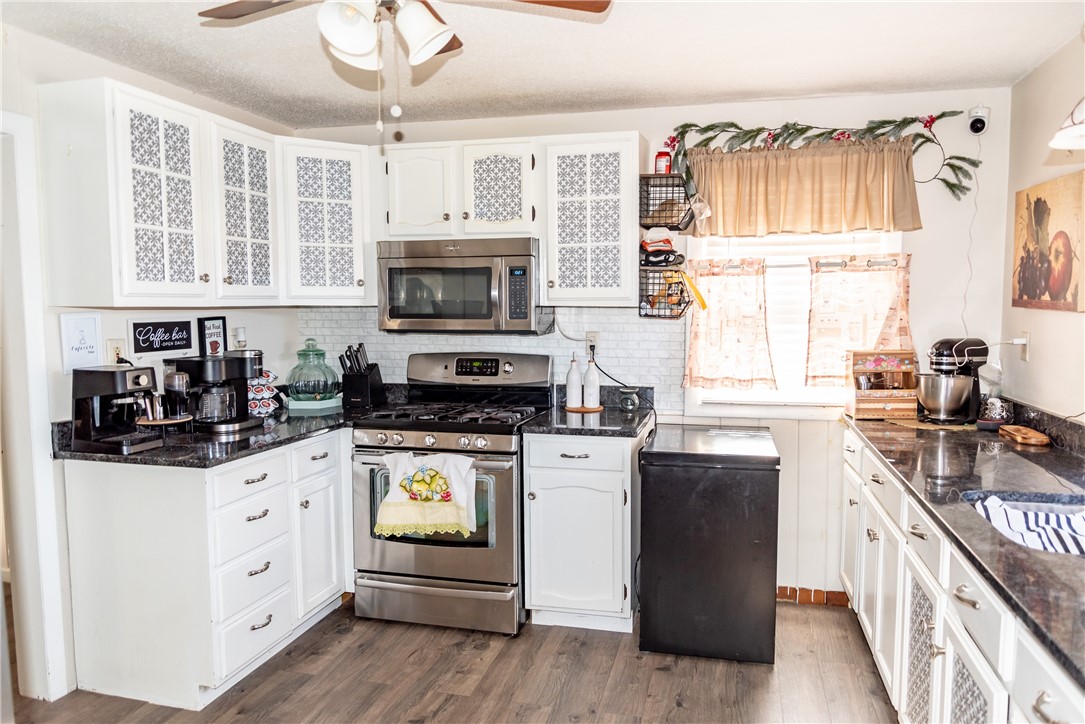 521 Front Street Woonsocket, RI 02895 - Photo 10 of 26