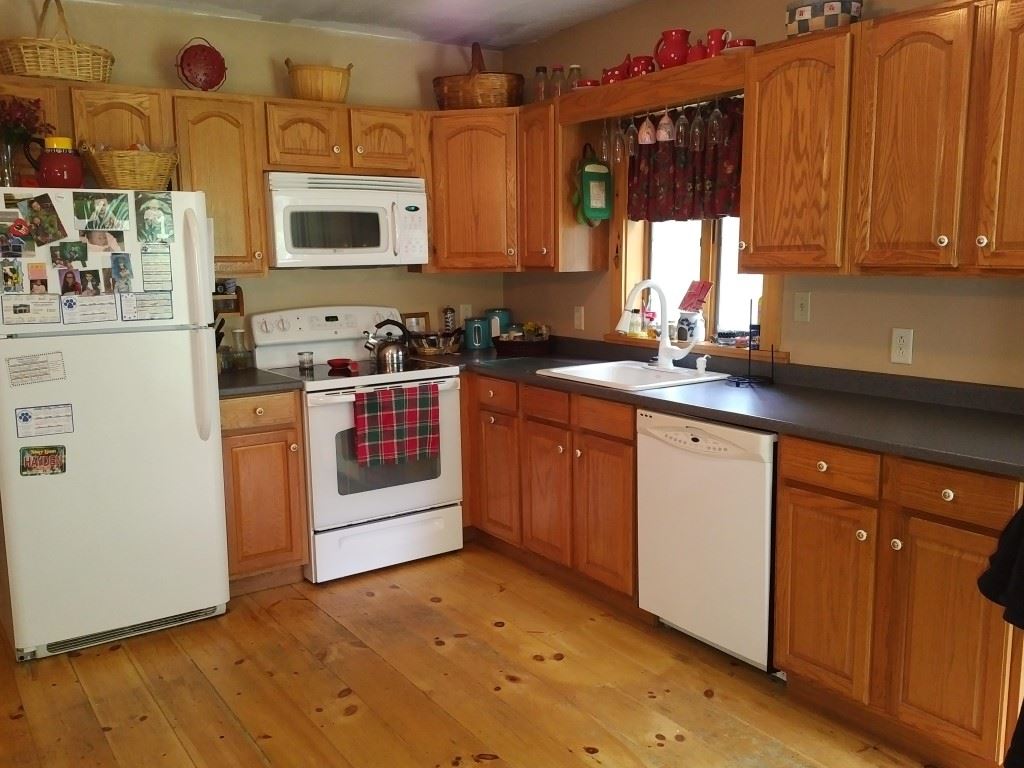 329 Ossipee Mountain Road Ossipee, NH 03814 - Photo 4 of 13