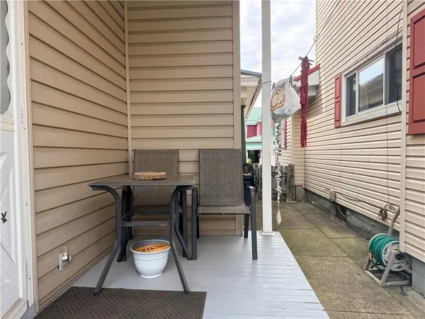 $129,900 | 1302 5th Avenue, Ford City, PA 16226