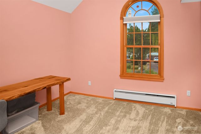 $594,000 | 9517 208th Avenue East, Lake Tapps, WA 98391