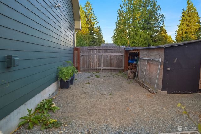 $594,000 | 9517 208th Avenue East, Lake Tapps, WA 98391