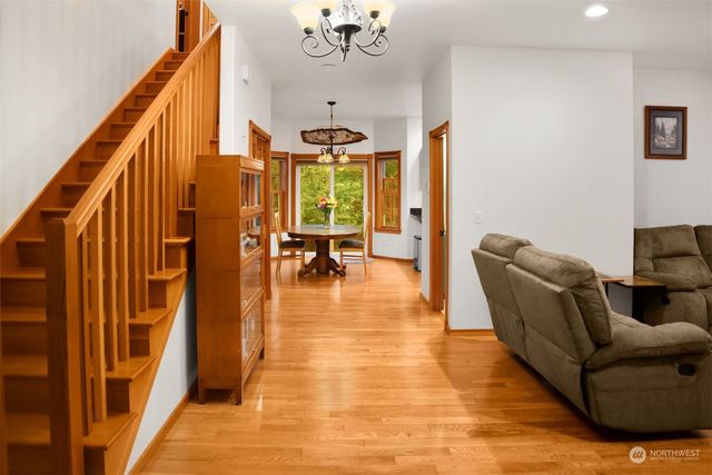 $594,000 | 9517 208th Avenue East, Lake Tapps, WA 98391