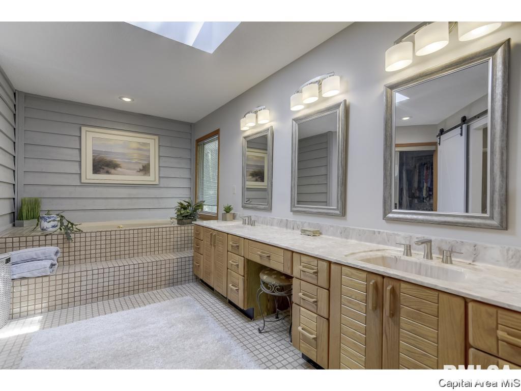 6 Forest Ridge Springfield, IL 62712 - Photo 20 of 36 Gallery Image 20