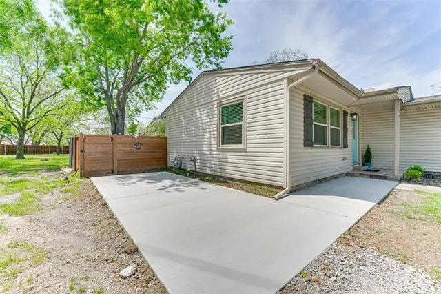 $205,000 | 206 College Street, Forney, TX 75126