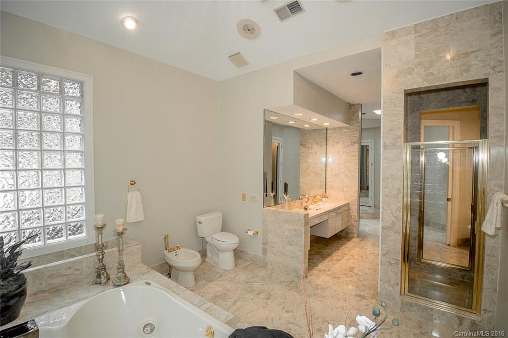 5134 Chillmark Road Charlotte, NC 28226 - Photo 16 of 24 Gallery Image 16