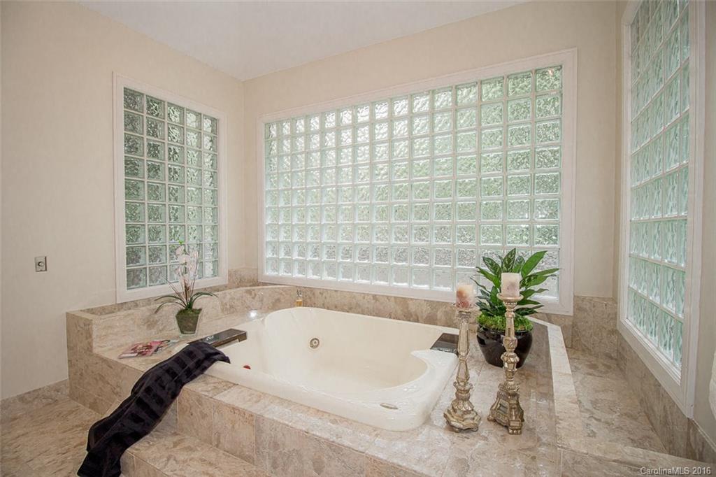 5134 Chillmark Road Charlotte, NC 28226 - Photo 17 of 24 Gallery Image 17
