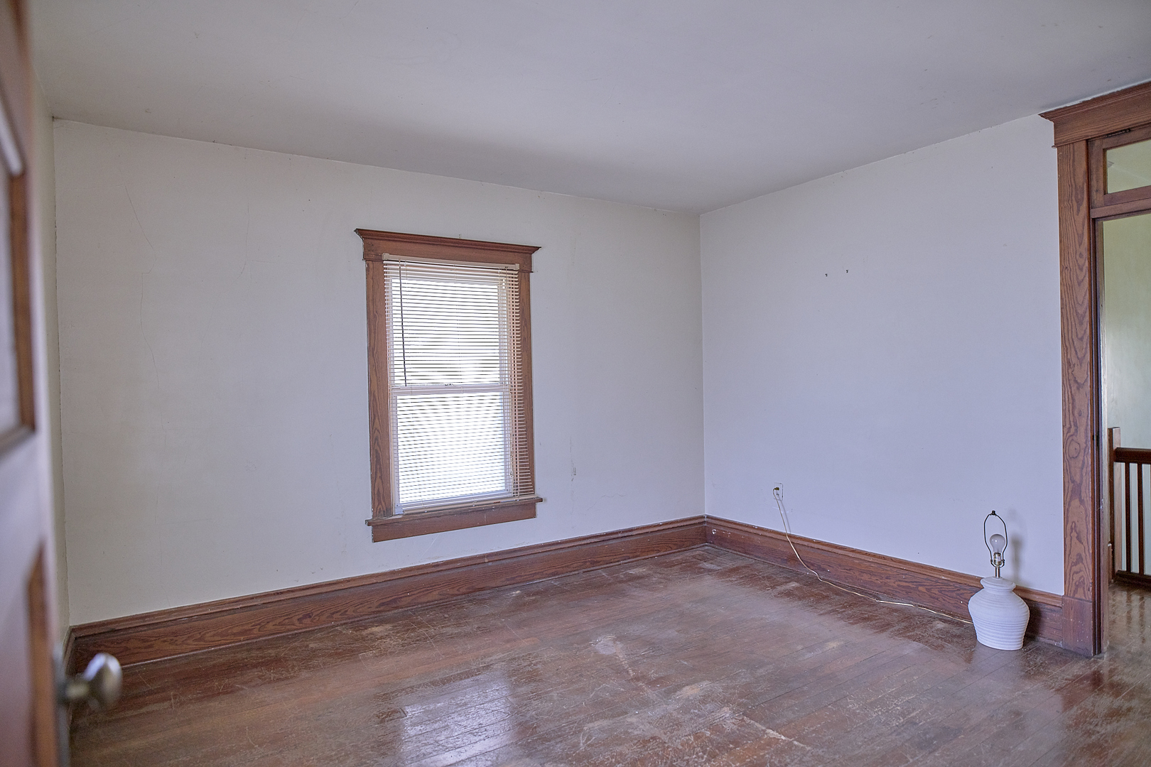 29721 East 3200 North Road Blackstone, IL 61313 - Photo 20 of 23 an empty room with a window
